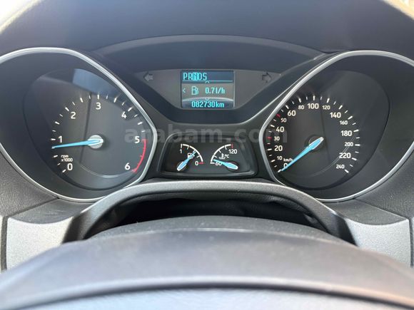 2017 MODEL DİZEL OTOMATİK KUSURSUZ 2018 ÇIKIŞLI 83,500 KM