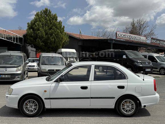 Galeriden Hyundai Accent 1.3 Admire 2001 Model Kırşehir