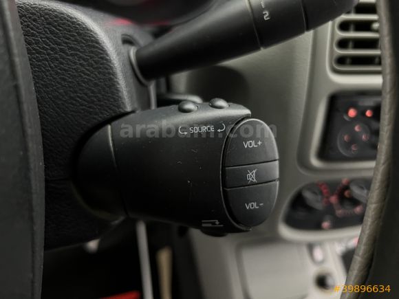 2006/RENAULT CLIO SYMBOL 1.5 DCI ALIZE