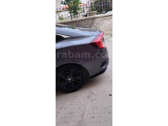Sahibinden Honda Civic 1.6i VTEC Eco Executive 2018 Model