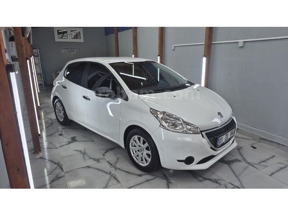 Sahibinden Değişensiz Boyasız Peugeot 208 1.2 Puretech Access 2014  69.000