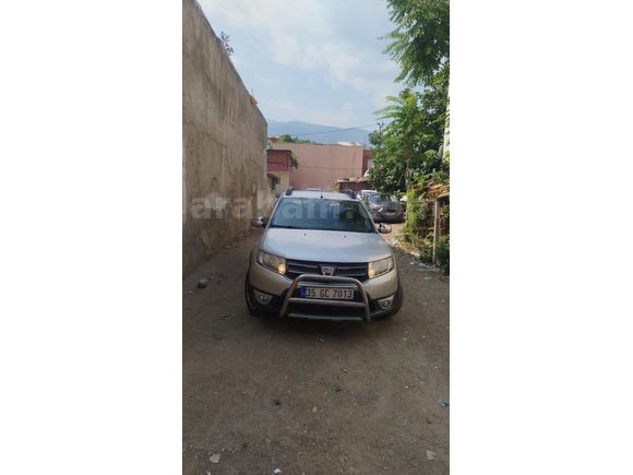 Sahibinden Dacia Sandero 1.5 dCi Stepway 2015 Model