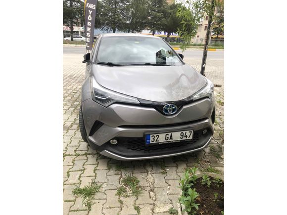 Sahibinden Toyota C-HR 1.8 Hybrid Diamond 2017 Model 