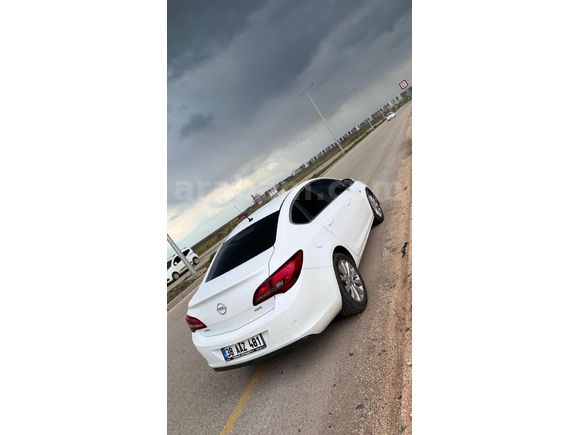 Galeriden Opel Astra 1.6 CDTI Elite 2018 Model Şanlıurfa