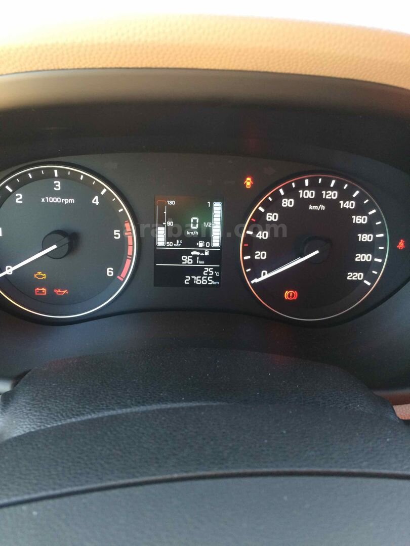 Sahibinden Hyundai i20 1.4 CRDi Elite Smart 2017 Model Antalya 90.000 km Beyaz 4