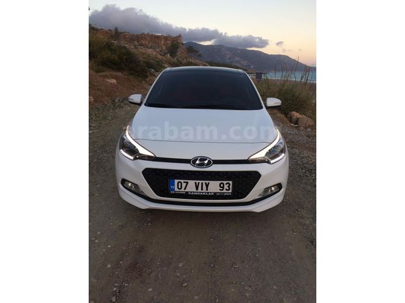 Sahibinden Hyundai i20 1.4 CRDi Elite Smart 2017 Model 