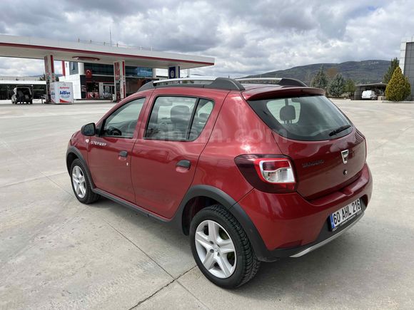 Galeriden Dacia Sandero 1.5 dCi Stepway 2015 Model Tokat