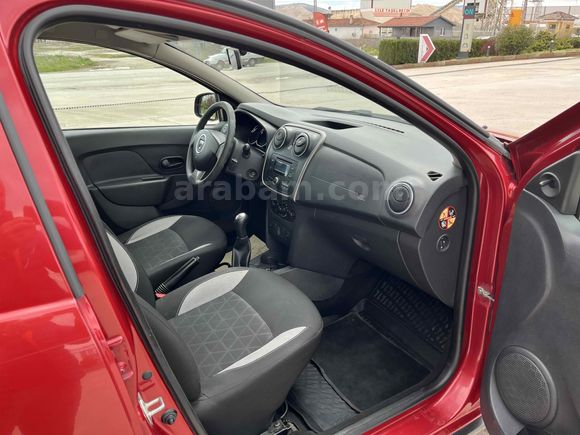 Galeriden Dacia Sandero 1.5 dCi Stepway 2015 Model Tokat
