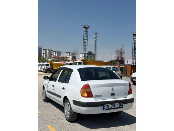 Sahibinden Renault Clio 1.4 Authentique 2003 Model