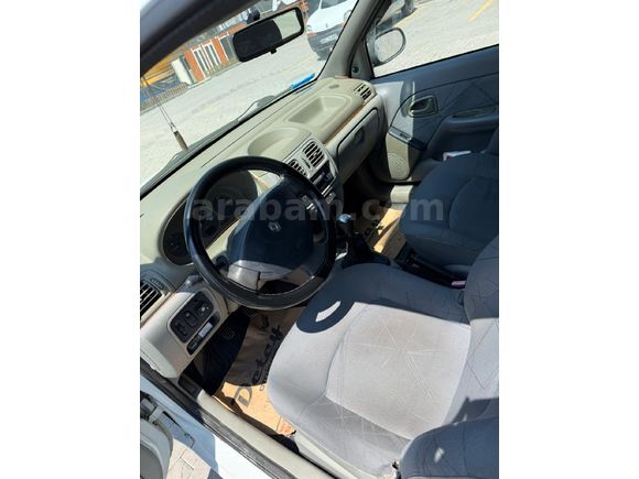 Sahibinden Renault Clio 1.4 Authentique 2003 Model