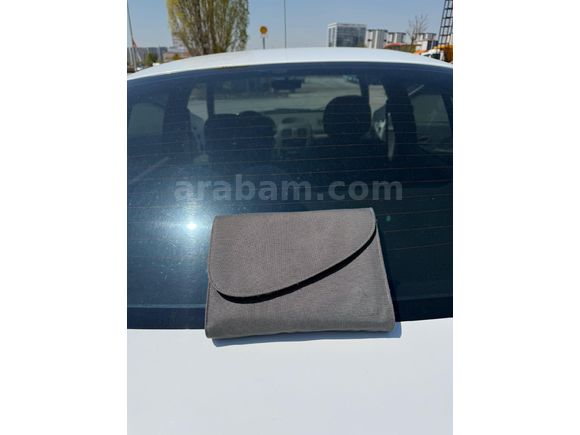 Sahibinden Renault Clio 1.4 Authentique 2003 Model