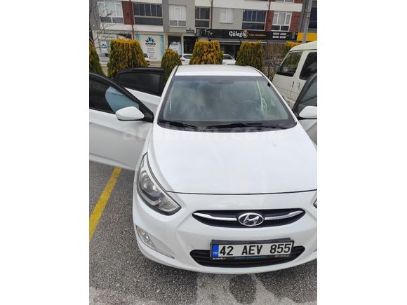 Sahibinden Hyundai Accent Blue 1.4 D-CVVT Mode Plus 2015 Model