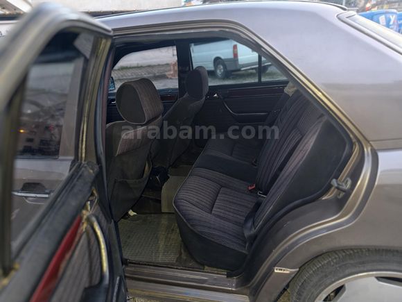 Sahibinden Mercedes - Benz 200E 1987 Model