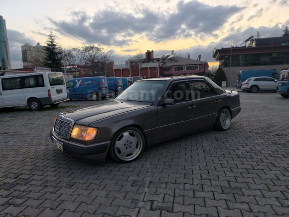 Sahibinden Mercedes - Benz 200E 1987 Model
