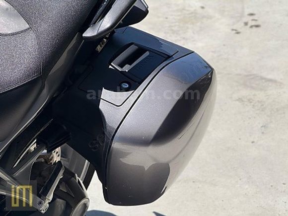 HONDA VFR 1200 F