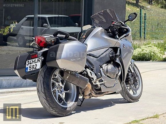 HONDA VFR 1200 F