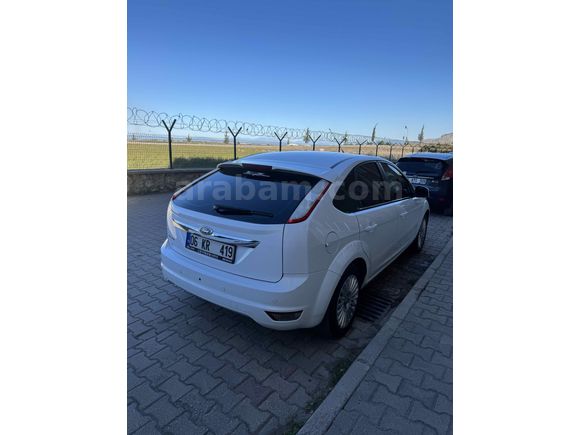 Sahibinden Ford Focus 1.6 Titanium 2010 Model 