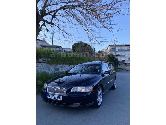 Sahibinden Volvo V70 2.4 D5 2006 Model 