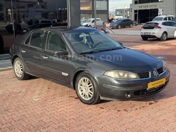 Galeriden Renault Laguna 1.6 Privilege HATASIZ BOYASIZ 2006 Model Mardin
