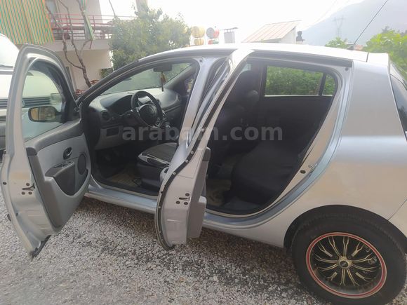 Sahibinden Renault Clio 1.5 dCi Authentique 2007 Model  300.000 km Gri
