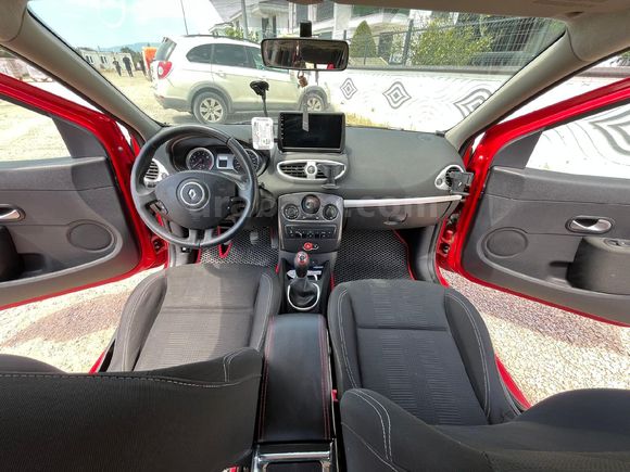 Sahibinden Renault Clio 1.2 Extreme 2012 Model