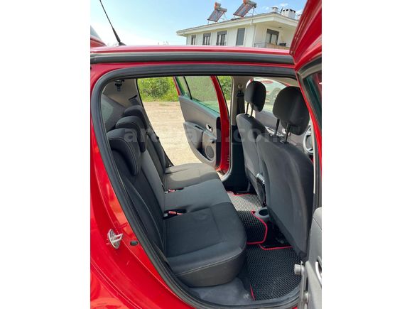 Sahibinden Renault Clio 1.2 Extreme 2012 Model