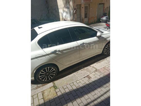 Sahibinden Fiat Egea 1.6 Multijet Lounge Plus 2021 Model