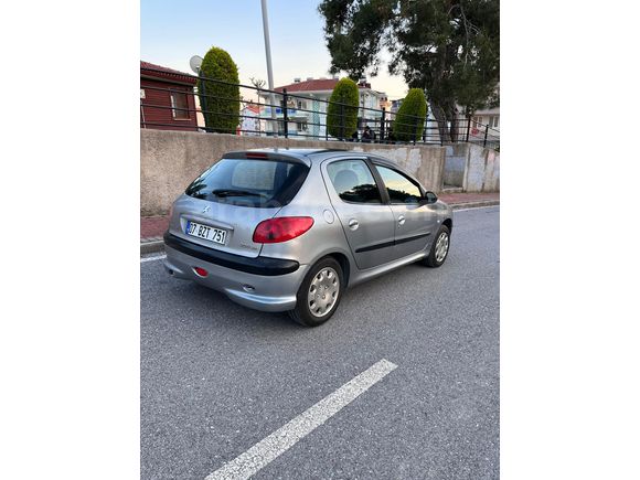 Sahibinden Peugeot 206 1.4 HDi X-line 2004 Model