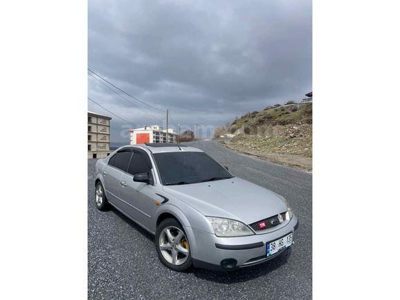 Sahibinden Ford Mondeo 2.0 Trend 2001 Model 