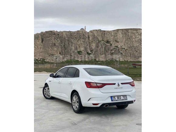 Sahibinden Renault Megane 1.3 TCe Joy 2019 Model 