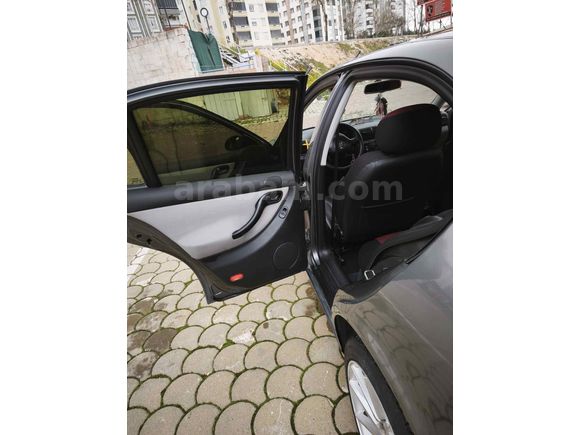 Sahibinden Seat Toledo 1.6 Signo 2004 Model 