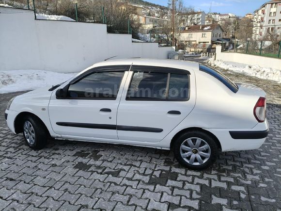 Sahibinden Renault Clio 1.4 Authentique 2005 Model