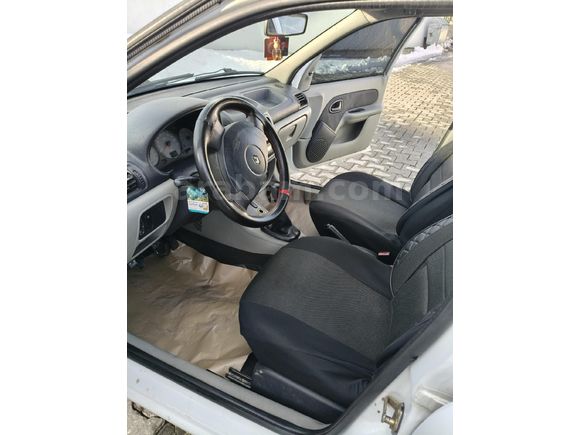 Sahibinden Renault Clio 1.4 Authentique 2005 Model
