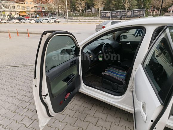 Sahibinden Volkswagen Polo 1.4 Basicline 2004 Model  252.000 km Beyaz