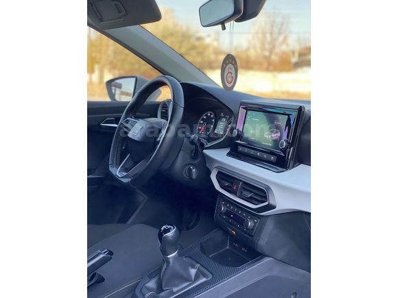 Sahibinden Seat Ibiza 1.0 Style 2022 Model 