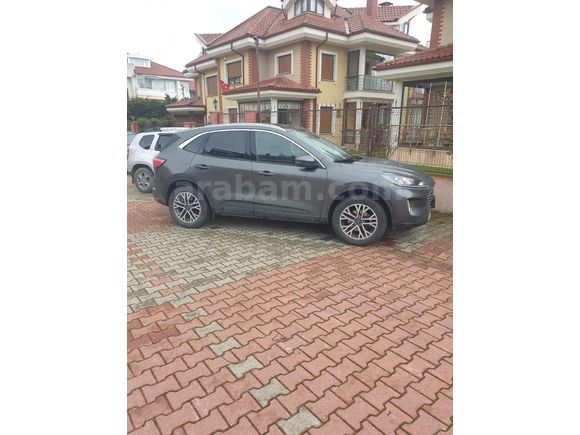 Sahibinden Ford Kuga 1.5 EcoBoost Titanium 2023 Model
