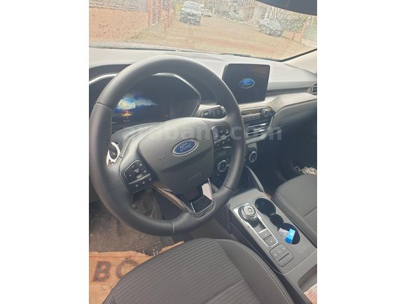 Sahibinden Ford Kuga 1.5 EcoBoost Titanium 2023 Model