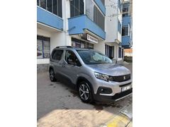 Sahibinden Peugeot Rifter 1.5 BlueHDI GT 2023 Model 