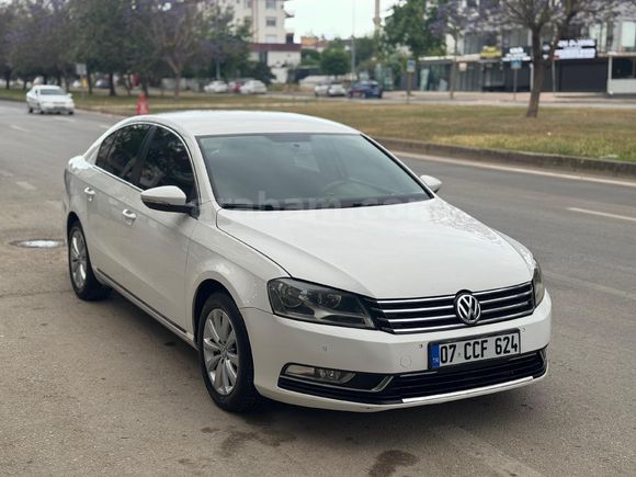 Sahibinden Volkswagen Passat 1.4 TSi BlueMotion Trendline 2014 Model Antalya 215.000 km Beyaz