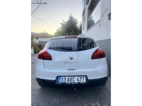 Sahibinden Renault Megane 1.6 Touch Plus 2015 Model 