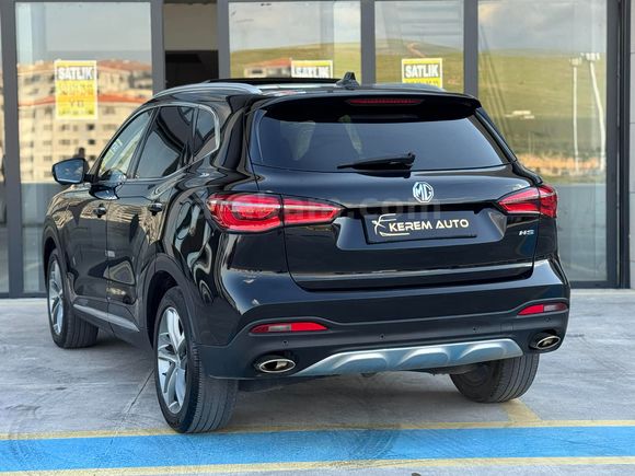 2024 MG HS 1.5 T-GDI LUXURY CAM TAVAN HATASIZ 54 BİN'DE