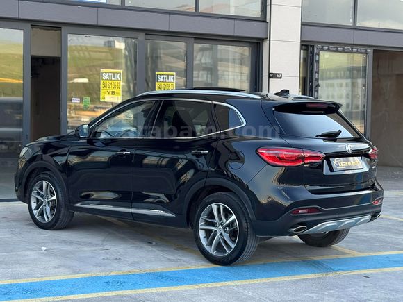 2024 MG HS 1.5 T-GDI LUXURY CAM TAVAN HATASIZ 54 BİN'DE