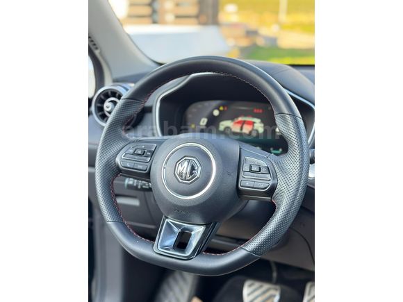 2024 MG HS 1.5 T-GDI LUXURY CAM TAVAN HATASIZ 54 BİN'DE