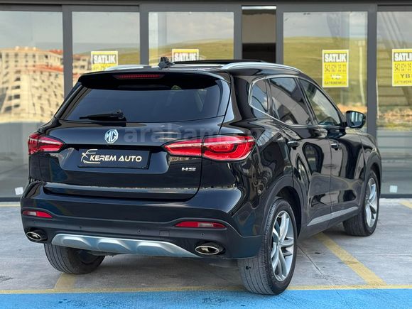 2024 MG HS 1.5 T-GDI LUXURY CAM TAVAN HATASIZ 54 BİN'DE