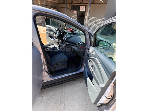 Sahibinden Ford C-Max 1.6 TDCi Titanium 2012 Model