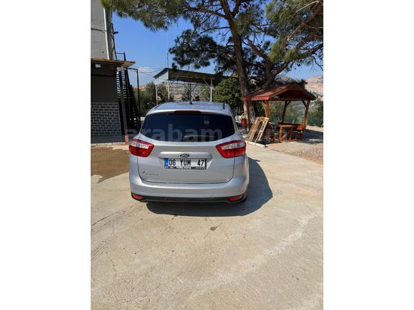 Sahibinden Ford C-Max 1.6 TDCi Titanium 2012 Model