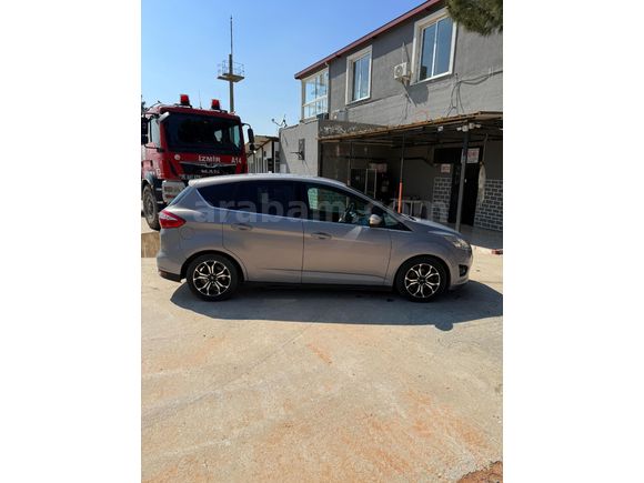 Sahibinden Ford C-Max 1.6 TDCi Titanium 2012 Model