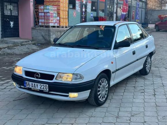 Sahibinden kazasız Opel Astra 1.6 Classic 2001 Model