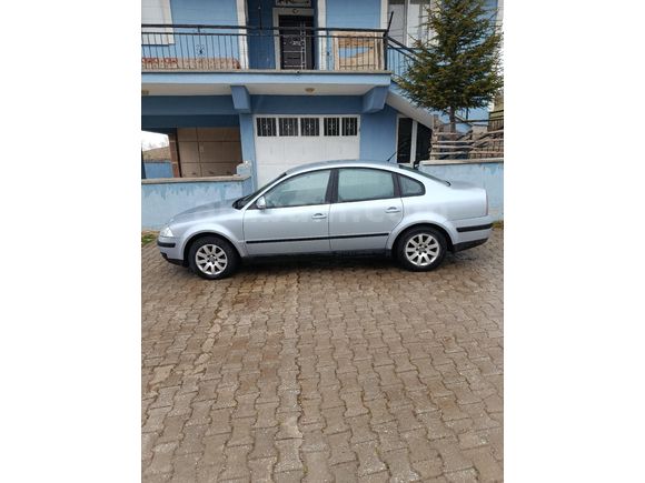 Sahibinden Volkswagen Passat 1.6 Trendline 2004 Model