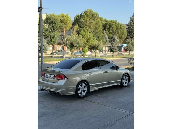 Sahibinden Honda Civic 1.6i VTEC Elegance 2008 Model 
